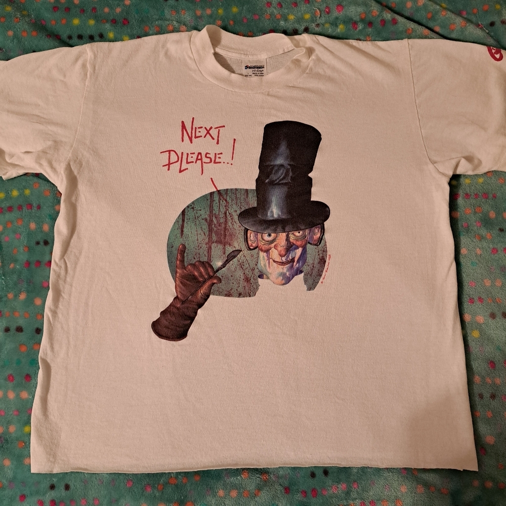 Unique Vintage Graphitti tee.  John Bolton 1989 art Horror